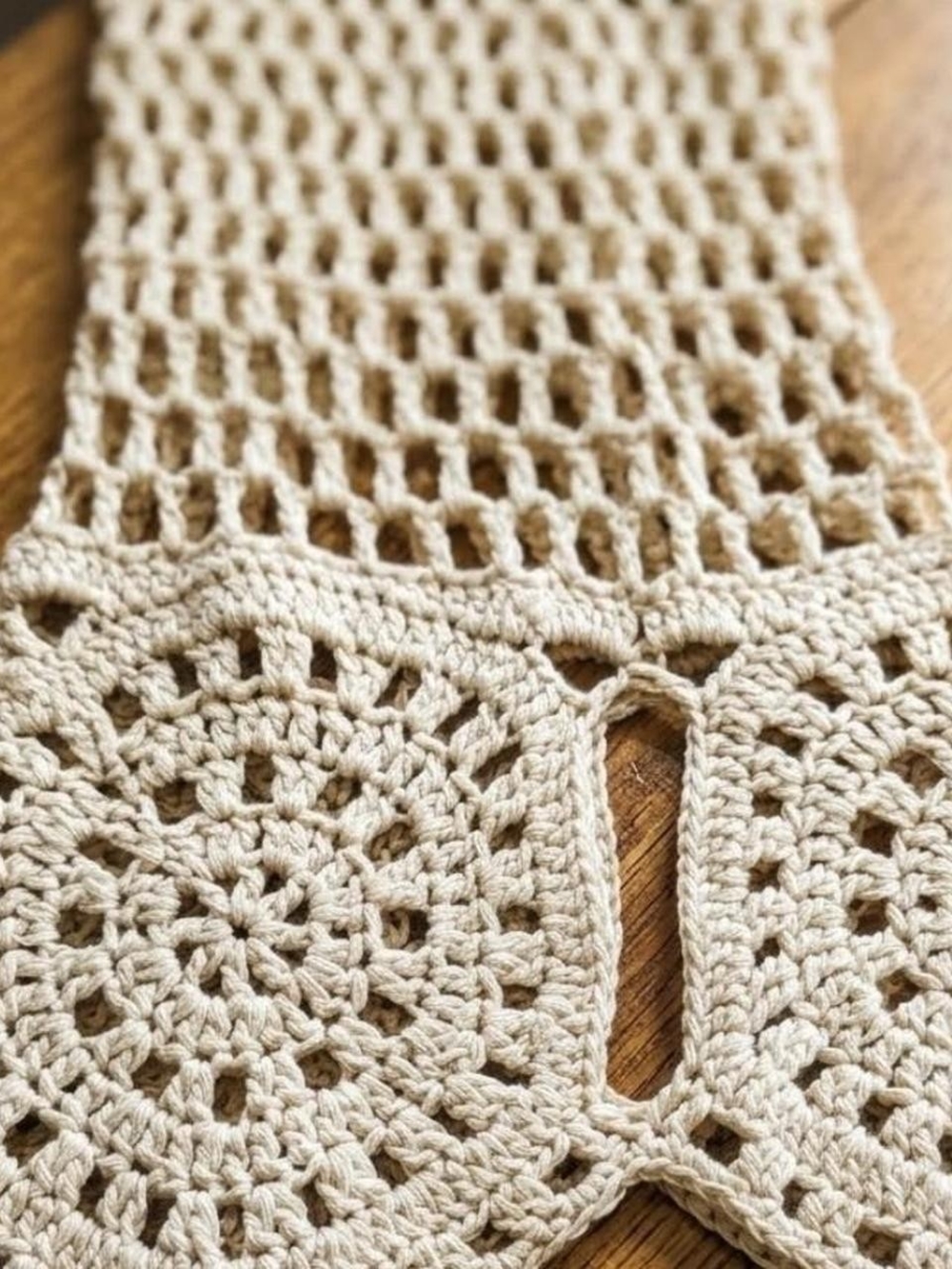 Blu Pepper Cream Crochet Fringed Top - M